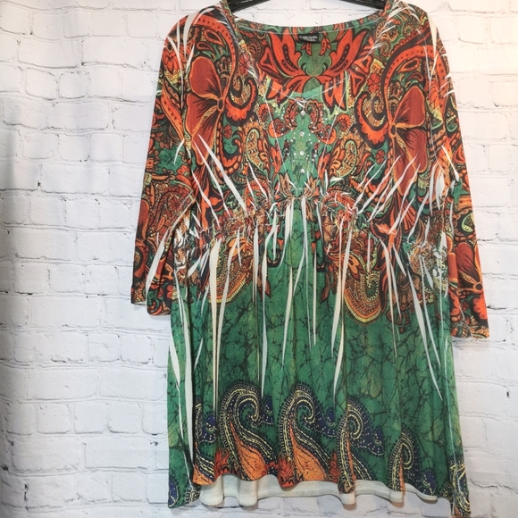 Red and Green flowy top, 2X - Picture 1 of 5